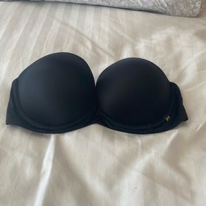 Victoria’s Secret Strapless Bra